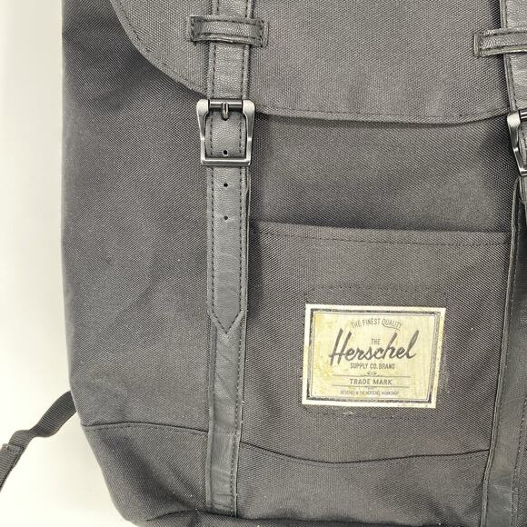 Herschel Retreat Black Backpack 17L - Picture 3 of 9